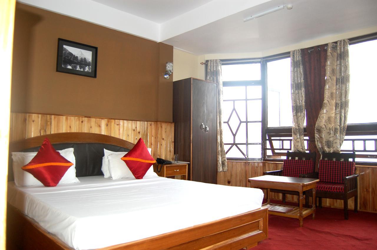 Oyo 23409 Lama Dhim Hotel Kalimpong Esterno foto